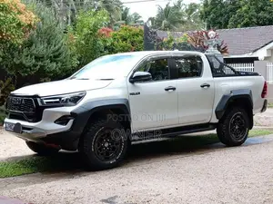 Toyota Hilux Revo Gr Sport 2025 Pickup (Used)