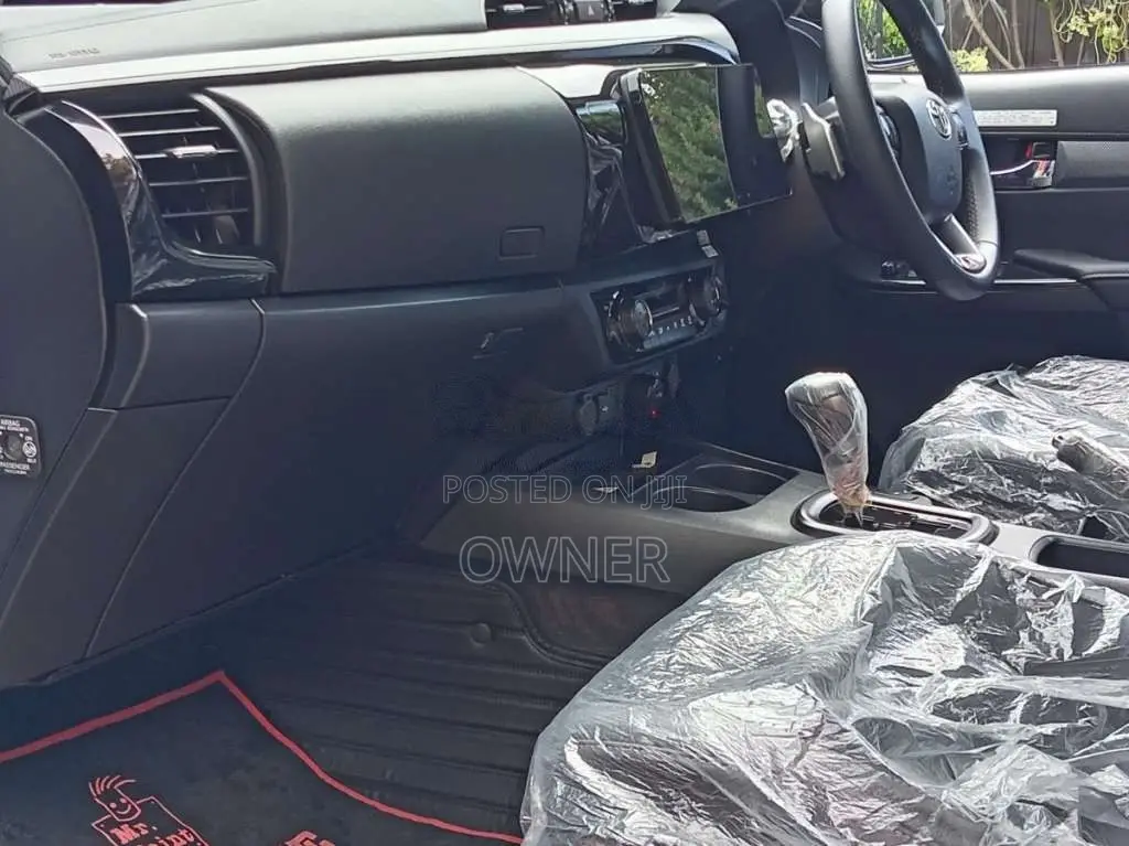 Toyota Hilux Revo Gr Sport 2025 Pickup (Used)