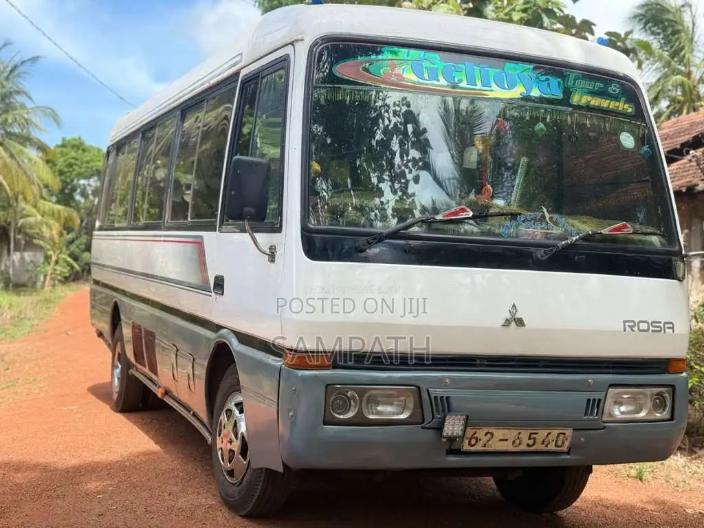 Mitsubishi Rosa 1992 Bus (Used)