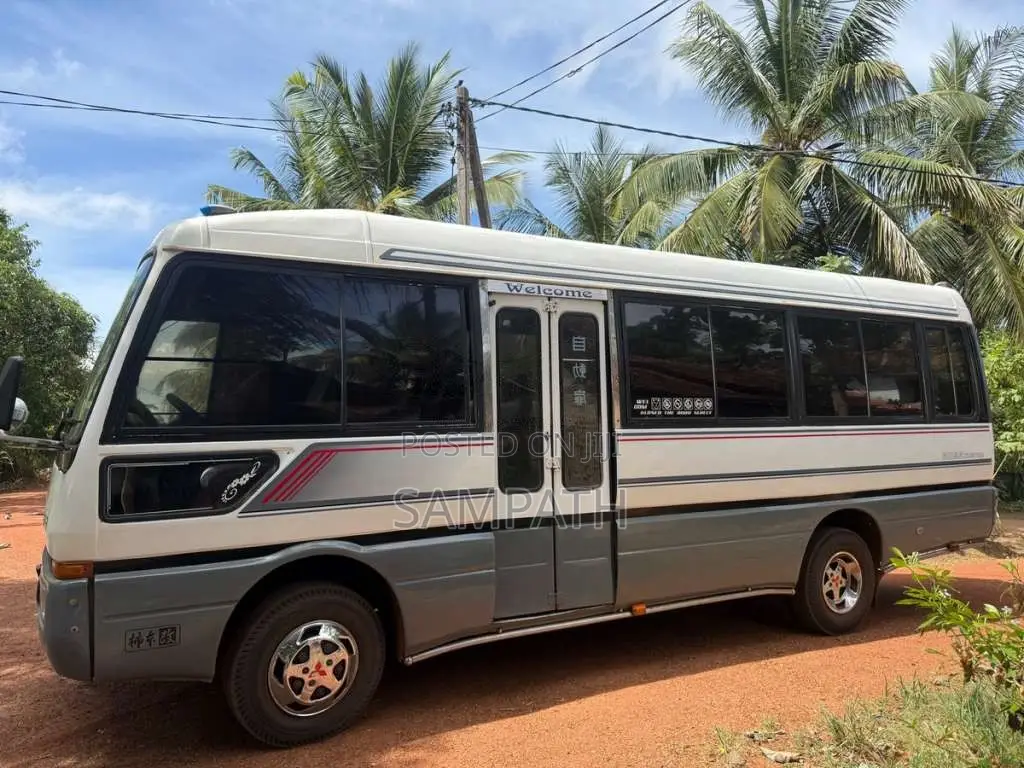 Mitsubishi Rosa 1992 Bus (Used)
