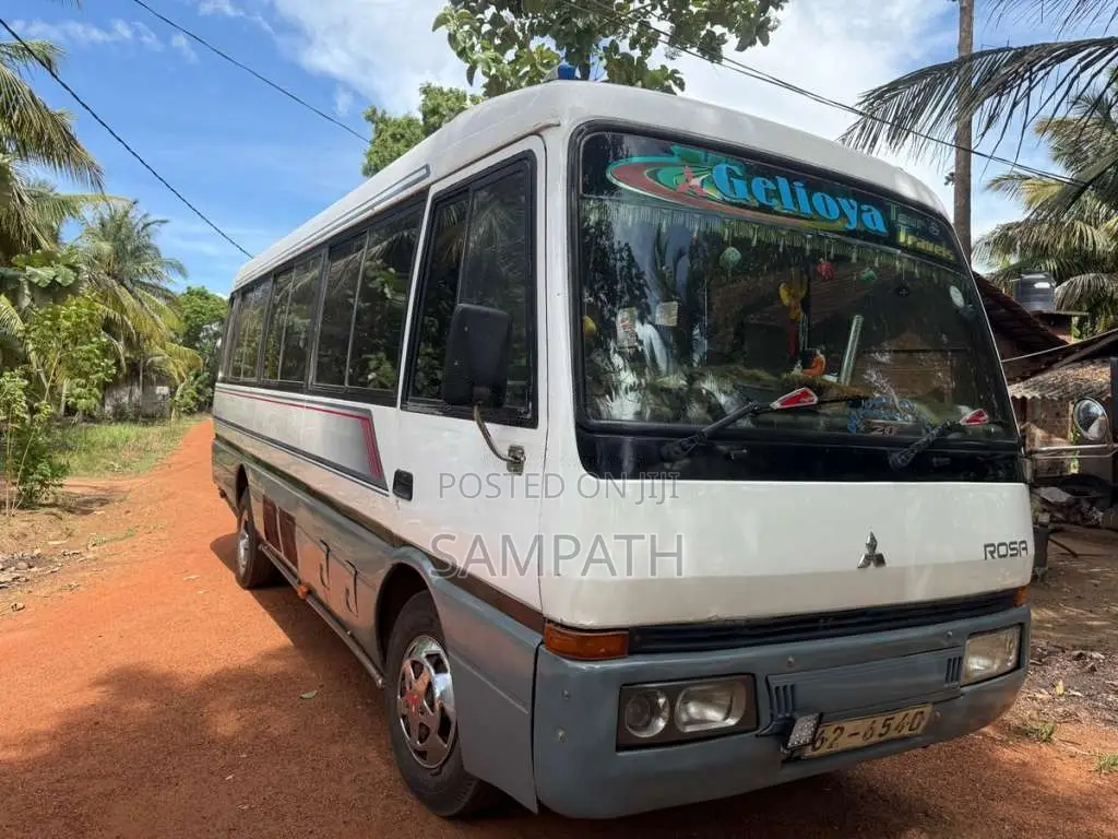 Mitsubishi Rosa 1992 Bus (Used)