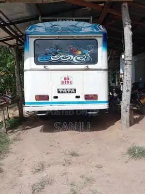 Tata 909 1990 Bus (Used)