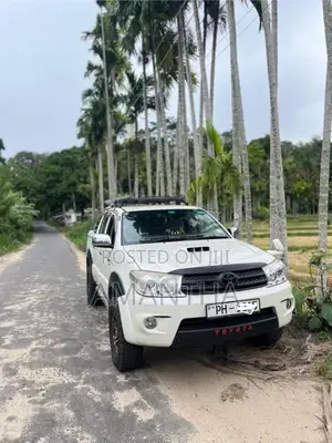Toyota Hilux 2007 Pickup (Used)