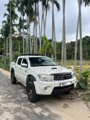 Toyota Hilux 2007 Pickup (Used)