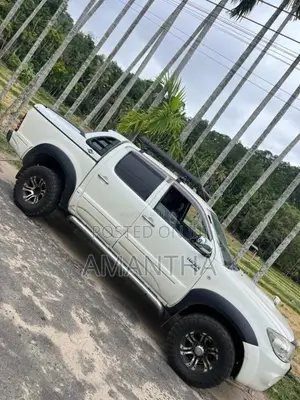 Toyota Hilux 2007 Pickup (Used)