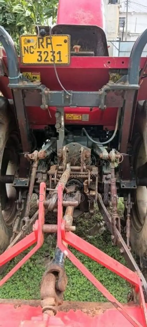 Massey-Ferguson 1540 4 Wheel 2017 Tractor (Used)