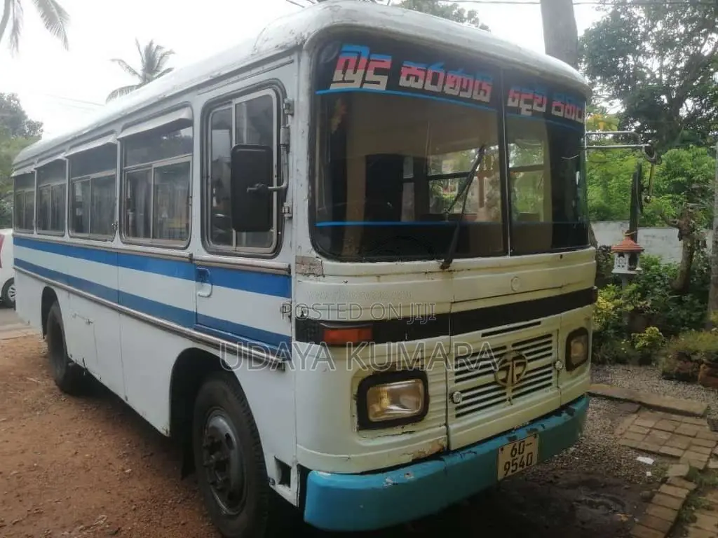 Tata 909 1992 Bus (Used)