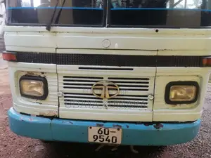 Tata 909 1992 Bus (Used)