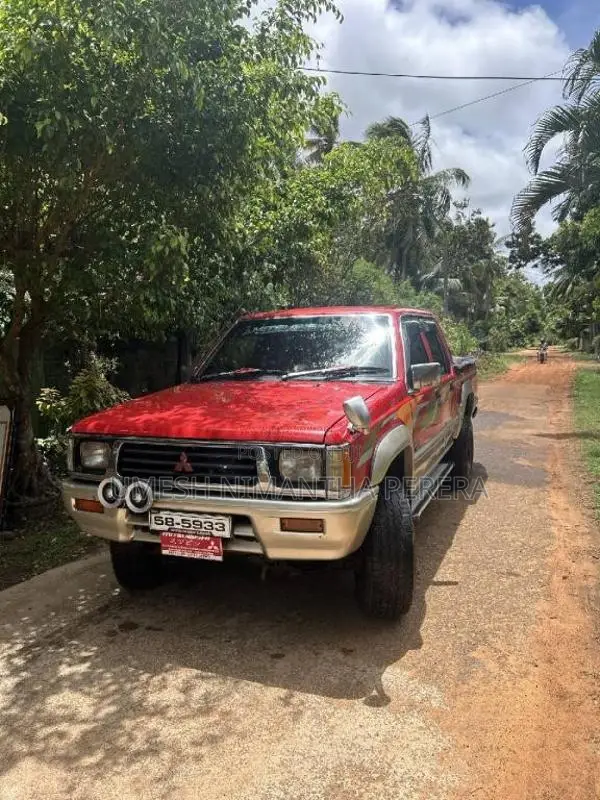 Mitsubishi L200 1996 Pickup (Used)