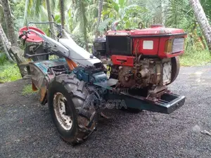 Kubota Vikyno RV1252 2013 Tractor (Used)
