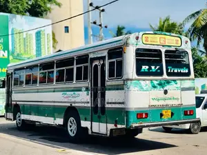 Ashok-Leyland Viking 2003 Bus (Used)