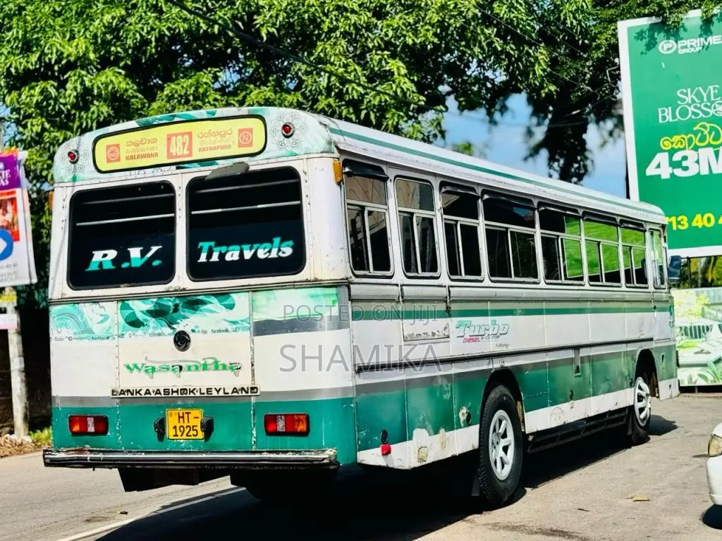 Ashok-Leyland Viking 2003 Bus (Used)