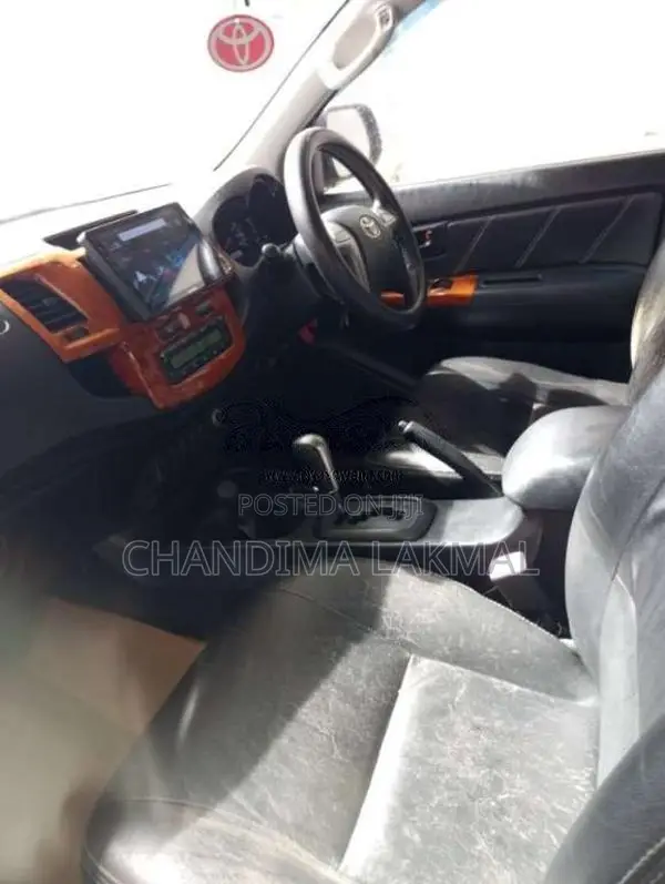 Toyota Hilux Champ 2015 Pickup (Used)