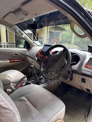 Toyota Hilux 2010 Pickup (Used)