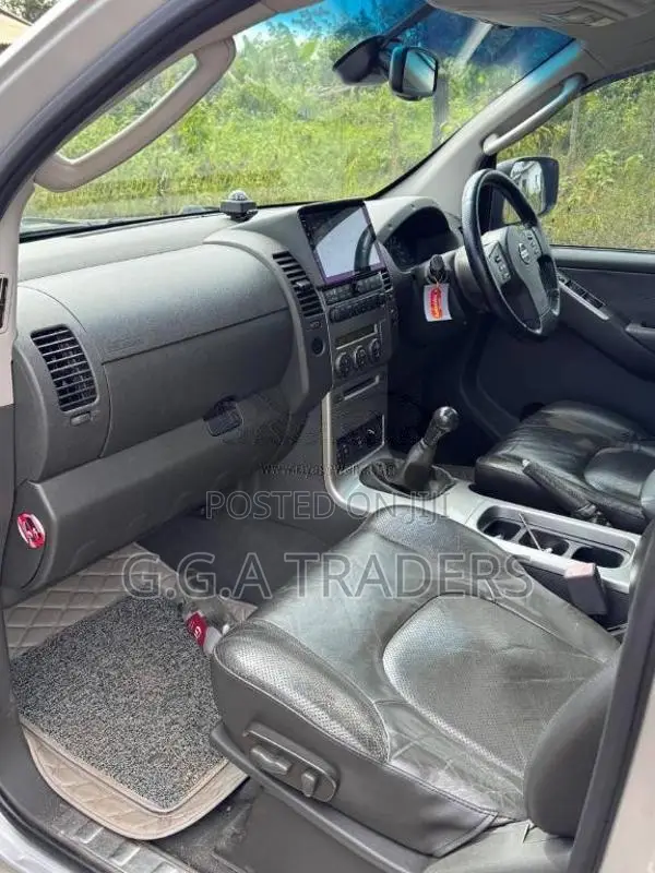 Nissan Navara Aventura 2007 Pickup (Used)