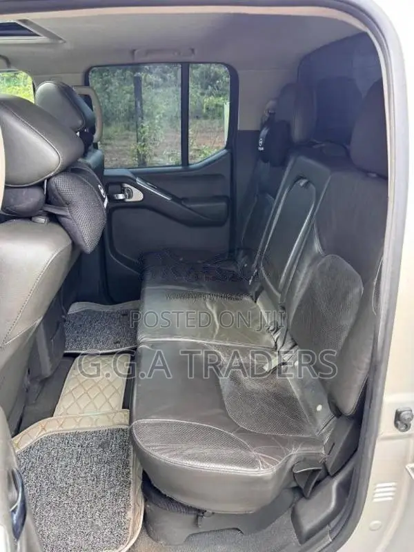 Nissan Navara Aventura 2007 Pickup (Used)