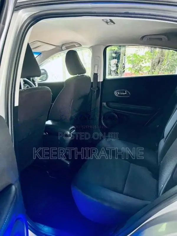 Honda Vezel Z Sensing 2016 SUV (Used)