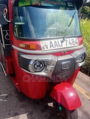 Bajaj 4 Stroke 2014 Three Wheel (Used)