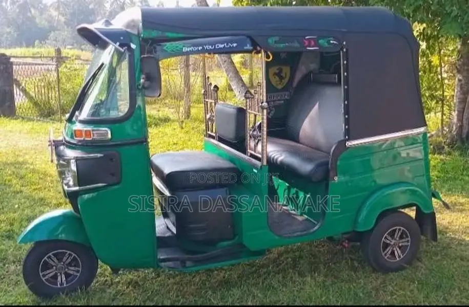 Bajaj RE 4 Stroke 2016 Three Wheel (Used)