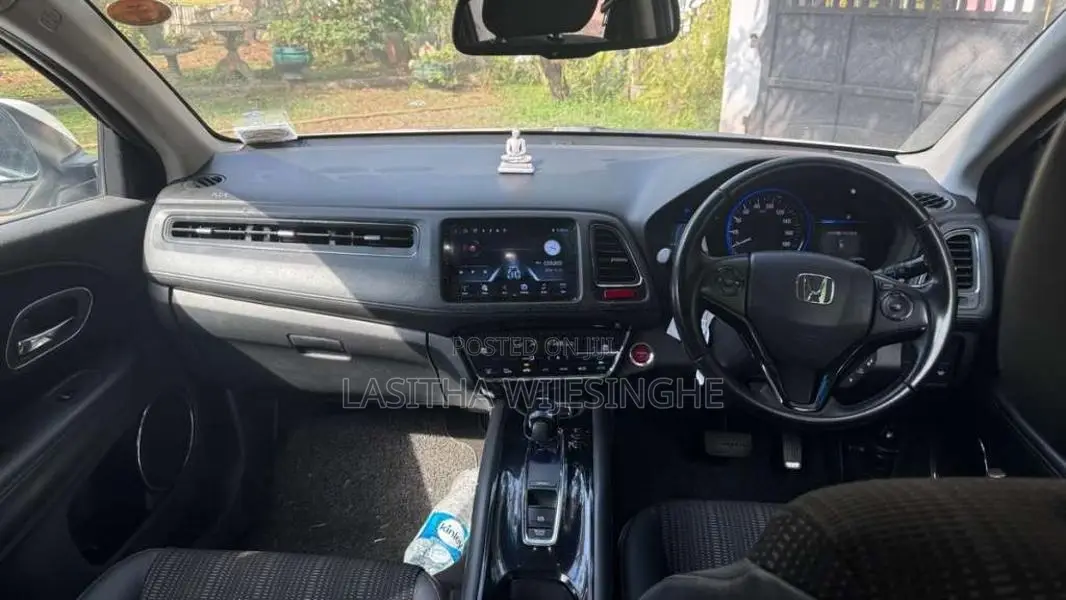 Honda Vezel 2016 SUV (Used)
