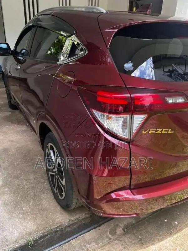 Honda Vezel 2014 SUV (Used)
