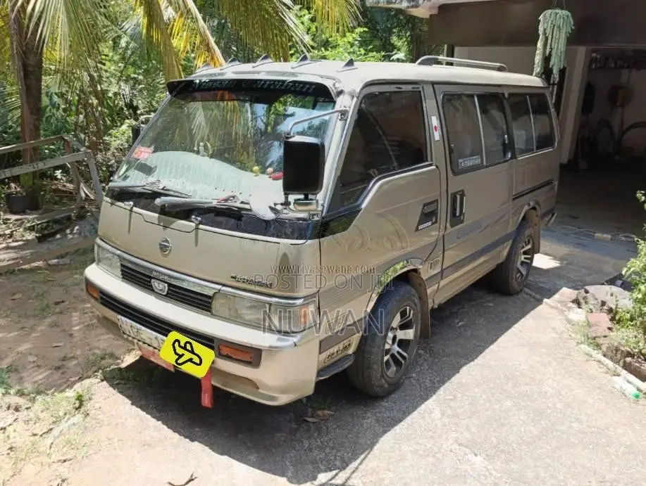 Nissan Caravan 1995 Van (Used)