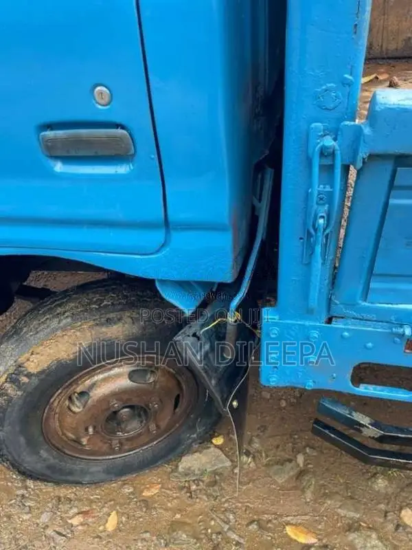 Isuzu 350 1981 Lorry (Used)
