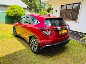 Honda Vezel RS Sensing 2017 SUV (Used)