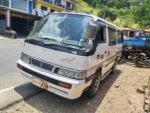 Nissan Caravan 1995 Van (Used)