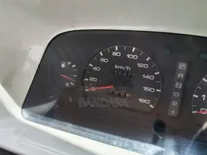 Nissan Caravan 1995 Van (Used)