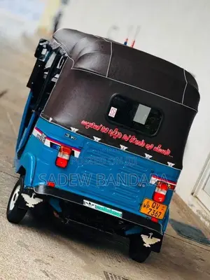 Bajaj RE 2009 Three Wheel (Used)