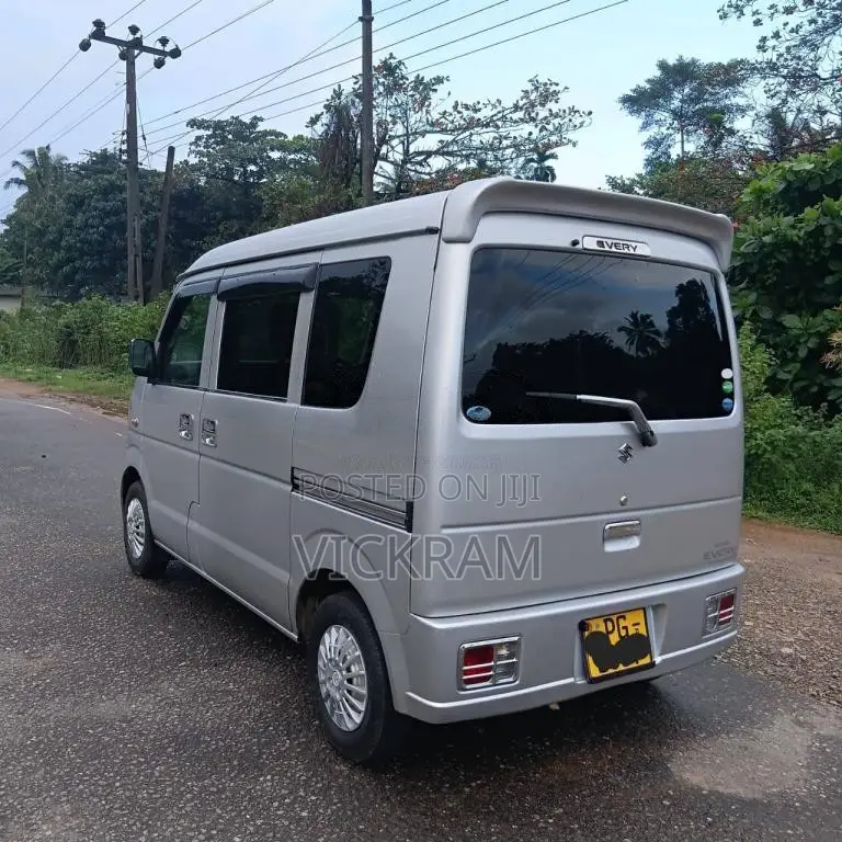 Suzuki Every 2013 Van (Used)
