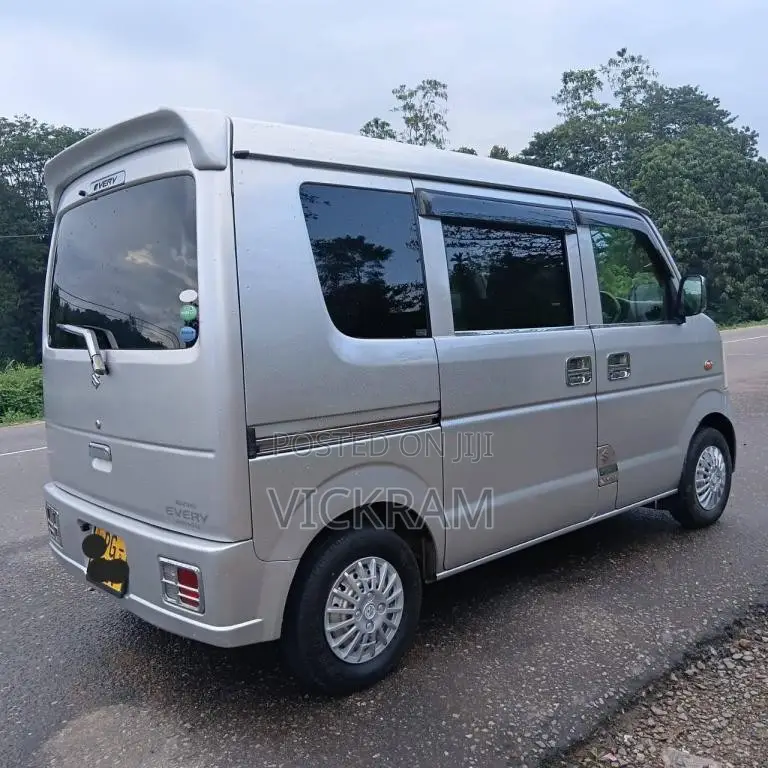 Suzuki Every 2013 Van (Used)