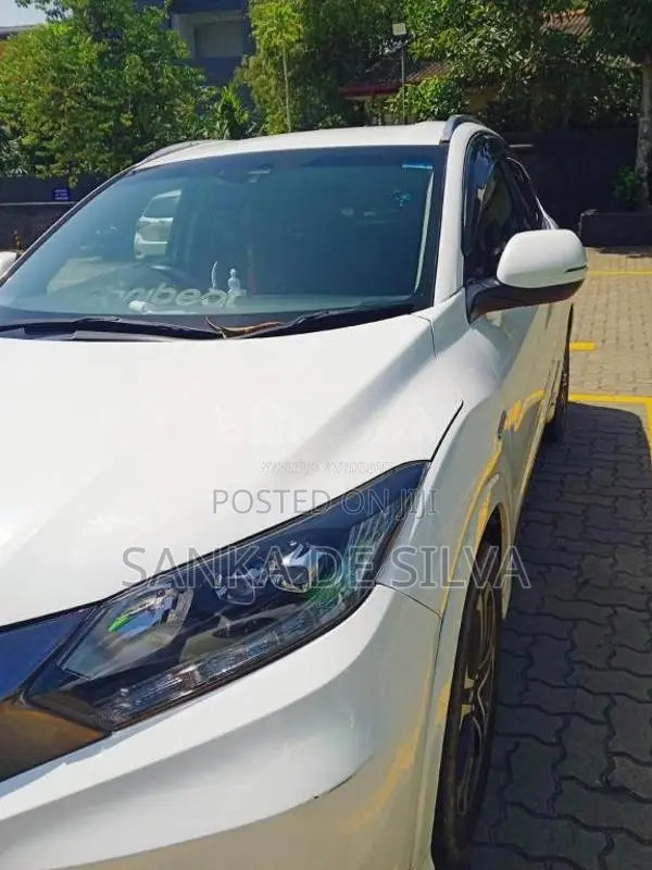 Honda Vezel 2014 SUV (Used)