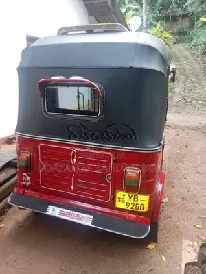 Bajaj RE 2010 Three Wheel (Used)