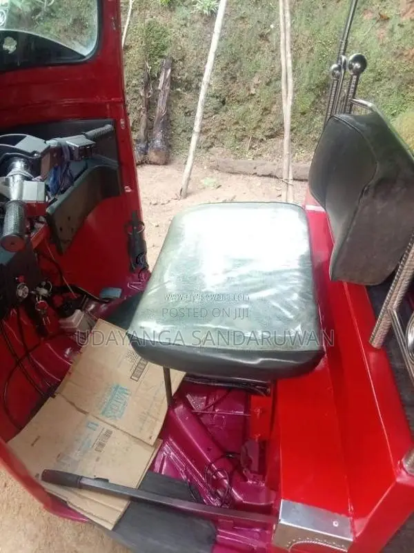 Bajaj RE 2010 Three Wheel (Used)