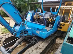 Hitachi Landy 2015 Heavy-Duty (Used)