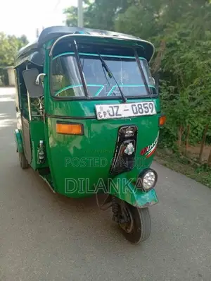 Bajaj RE 2 Stroke 2005 Three Wheel (Used)