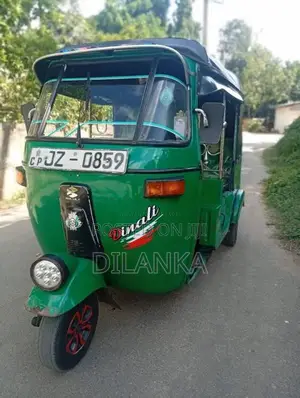 Bajaj RE 2 Stroke 2005 Three Wheel (Used)