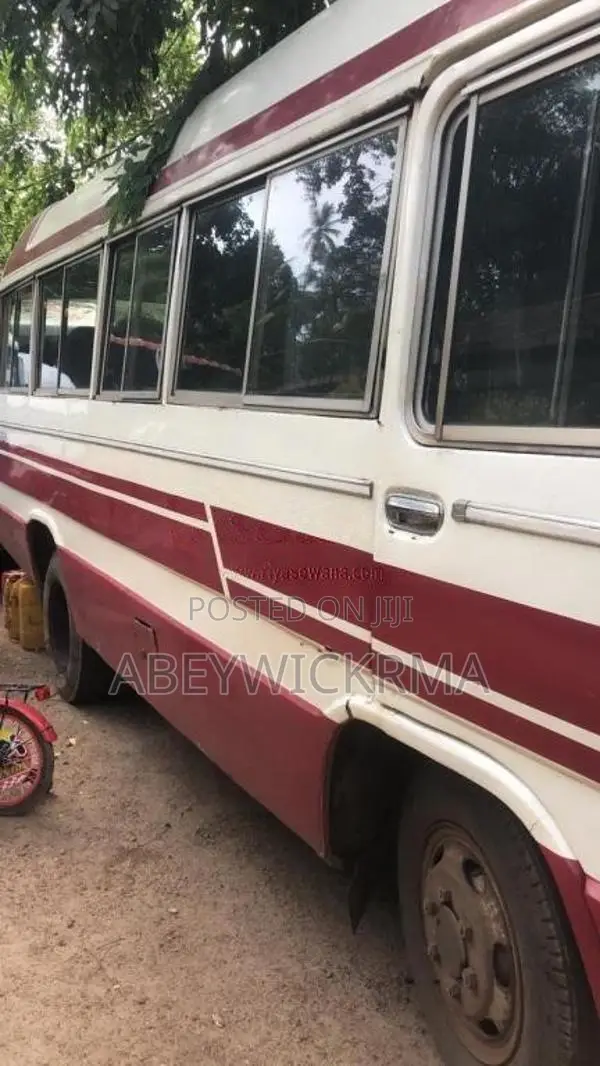 Toyota Coaster 1985 Bus (Used)