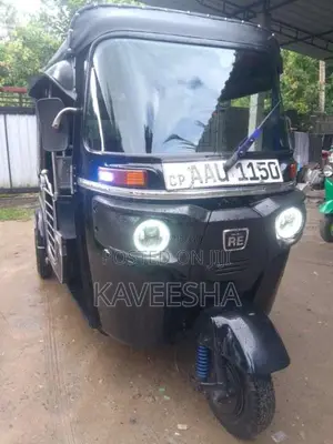 Bajaj 4 Stroke 2014 Three Wheel (Used)