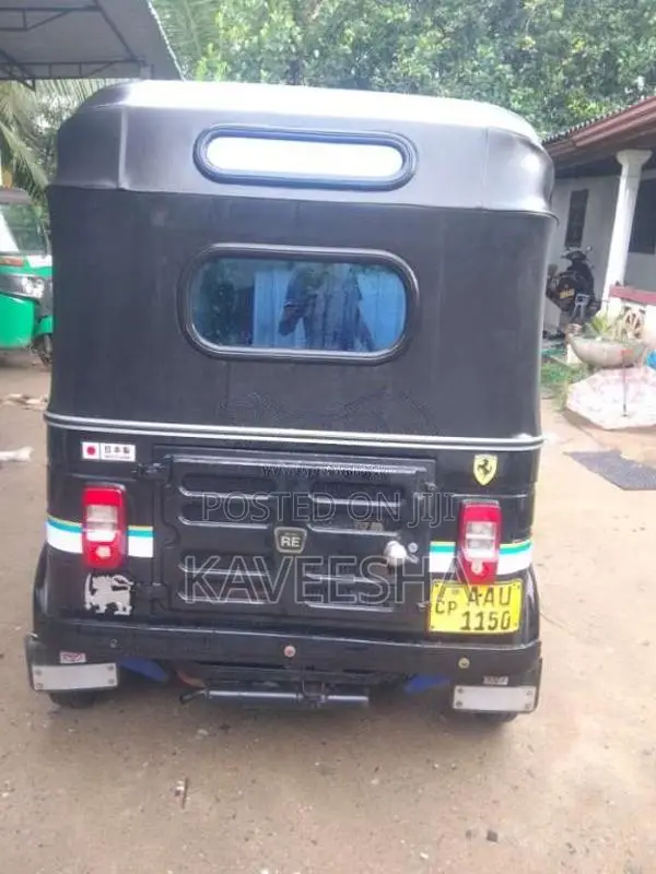 Bajaj 4 Stroke 2014 Three Wheel (Used)
