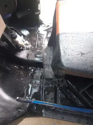 Bajaj 4 Stroke 2014 Three Wheel (Used)