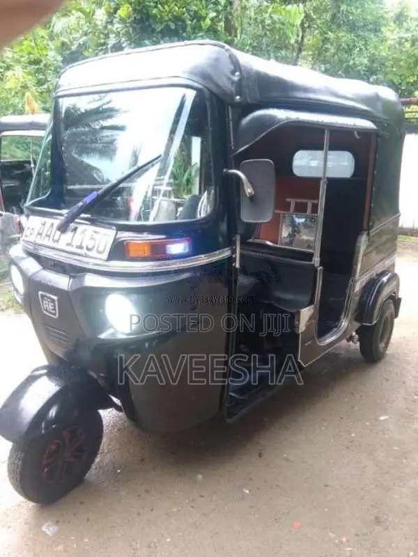 Bajaj 4 Stroke 2014 Three Wheel (Used)