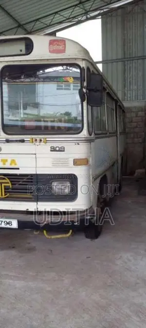 Tata 909 1995 Bus (Used)