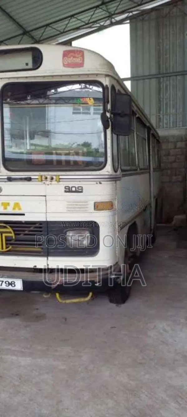 Tata 909 1995 Bus (Used)