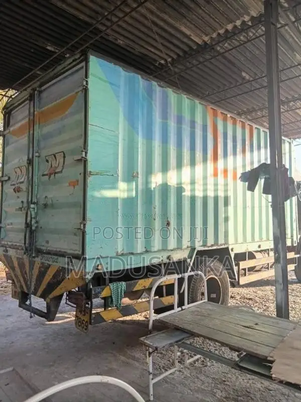 Tata 1210 1992 Lorry (Used)