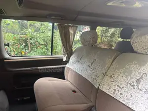 Toyota Dolphin 1992 Van (Used)