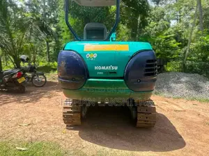 Komatsu Komatsu35-8 2026 Heavy-Duty (Used)