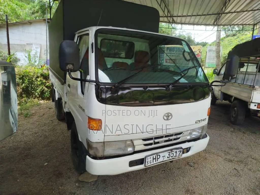 Toyota Dyna 1994 Lorry (Used)